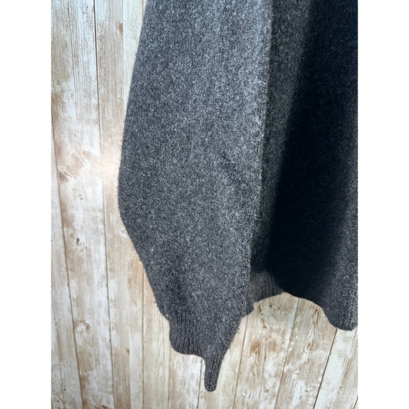 Old Navy‎ 100% Lambswool Mens Pullover Sweater Sz 2XL Dark Gray V-Neck - Picture 4 of 8